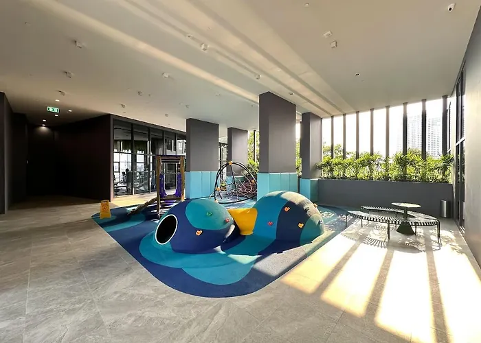 Refined High-rise 1br - Fast Wifi - Bts Phra Khanong Apartment *
